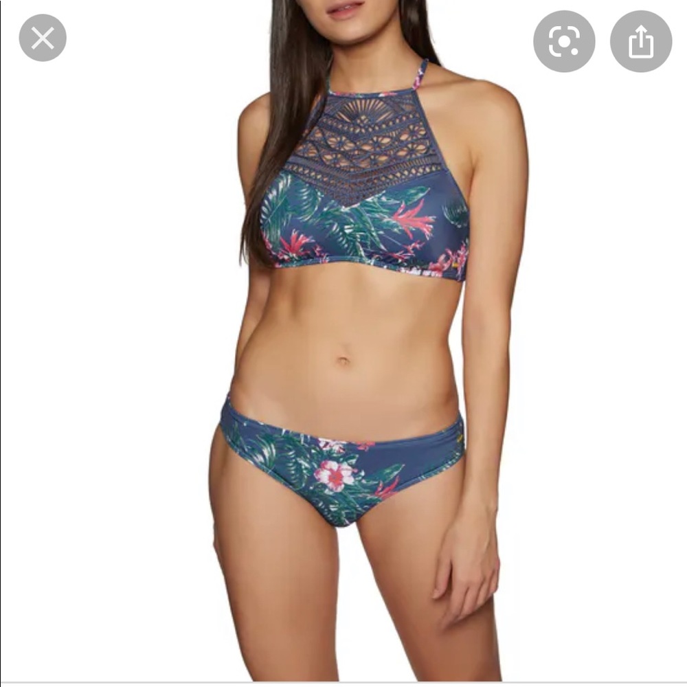 Roxy swim size small